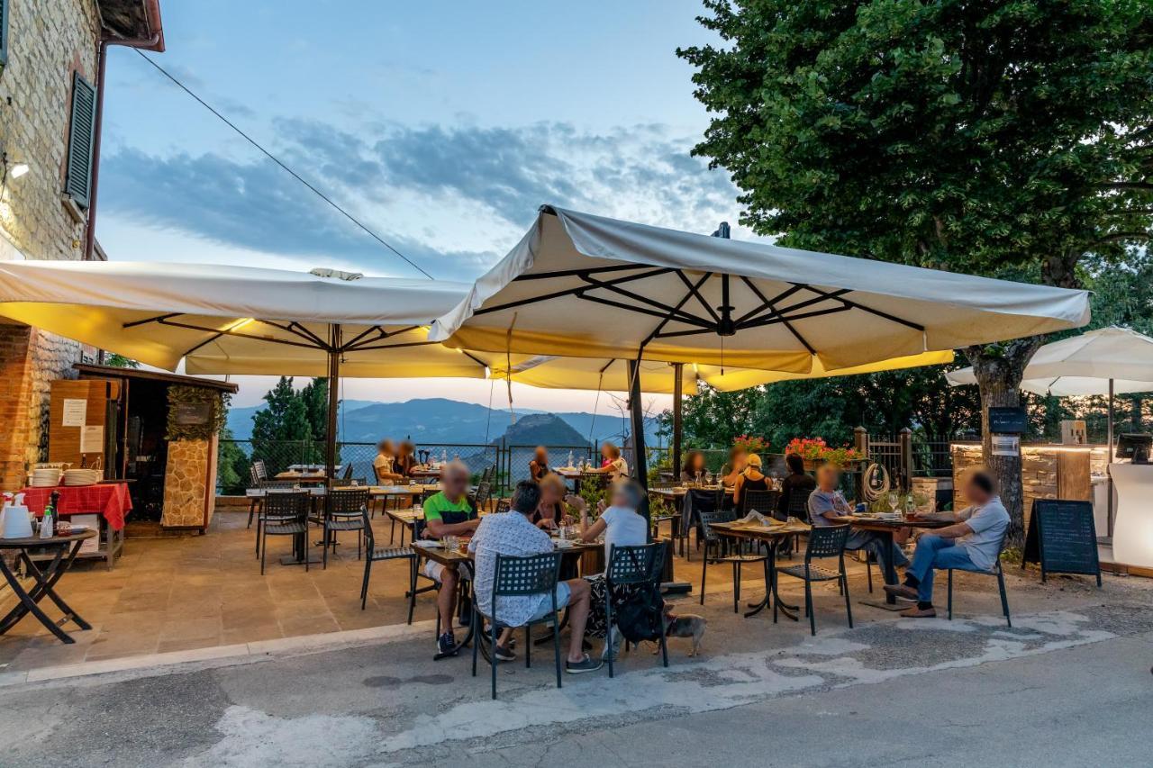 Osteria Belvedere Сан-Лео Экстерьер фото